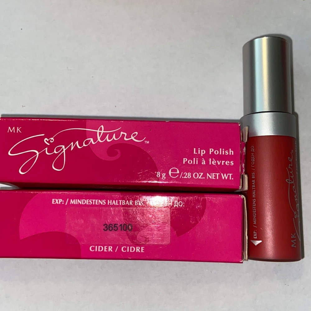 NIB Cidre Mary Kay Signature lip polish
